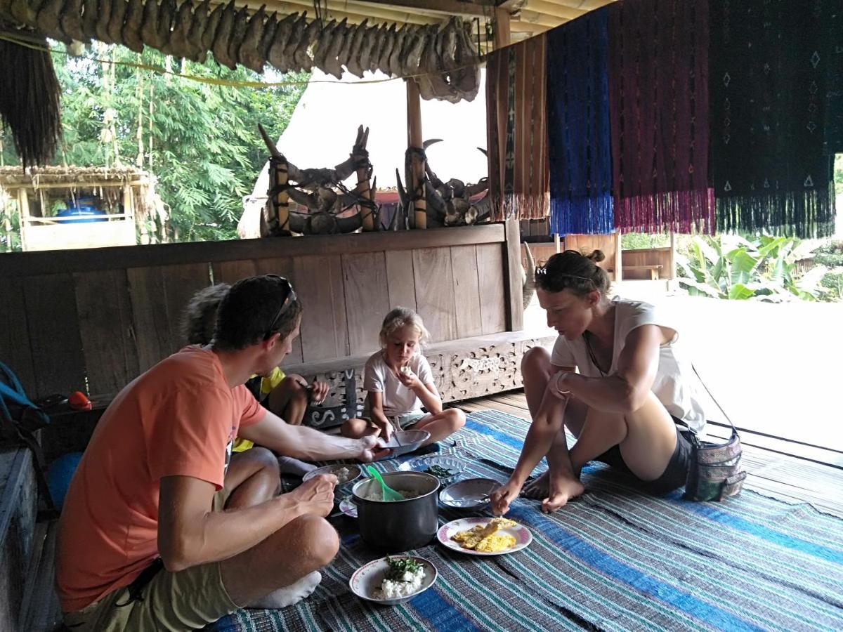 Arnolds Familly Homestay Bajawa المظهر الخارجي الصورة