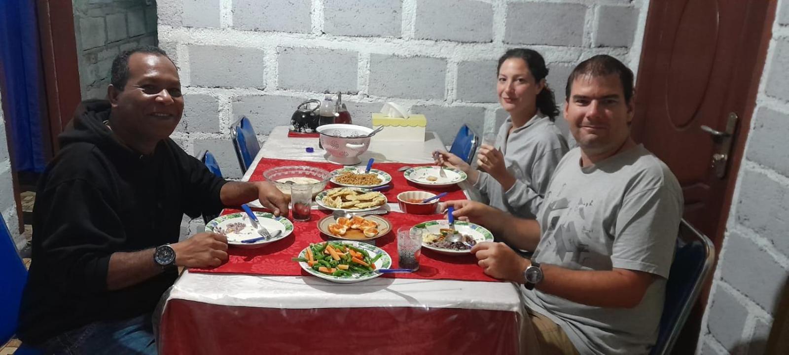 Arnolds Familly Homestay Bajawa المظهر الخارجي الصورة